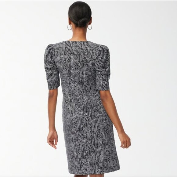 CHICOS Zenergy French Terry Knit Scoop Neck Puff Sleeve Black White Print Dress - Picture 6 of 7
